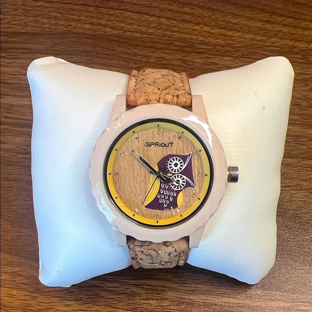 Sprout Owl Design Watch with Cork Band